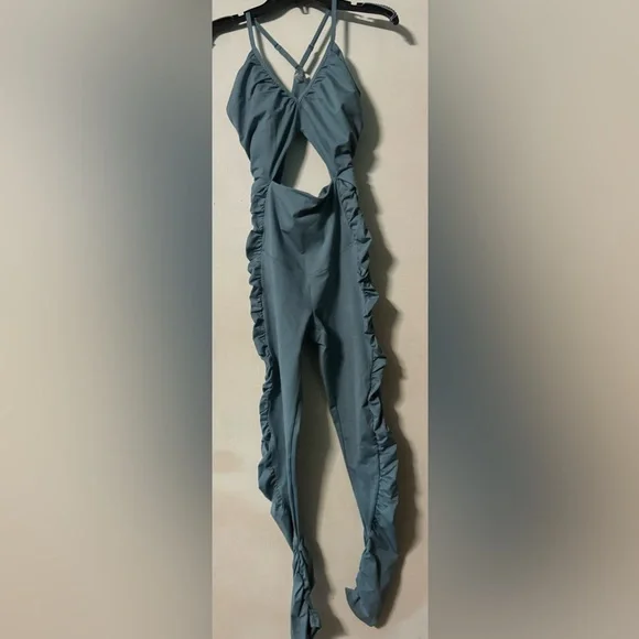 Fp movement onesie - Picture 4 of 8